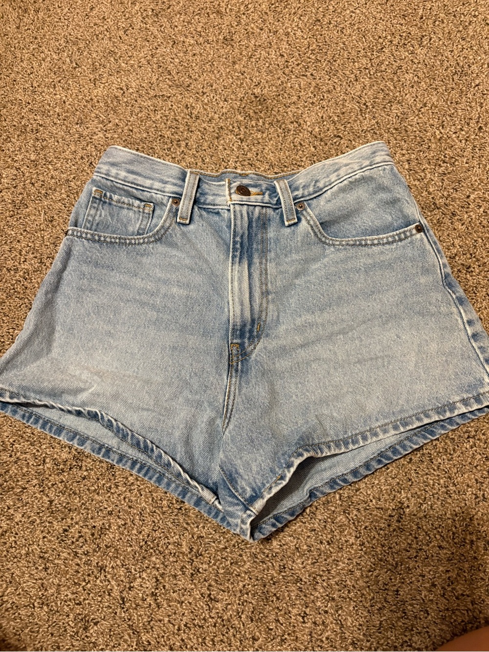 Levi's Light Blue High-Waist Mom Denim Shorts 27 - Picture 2 of 5